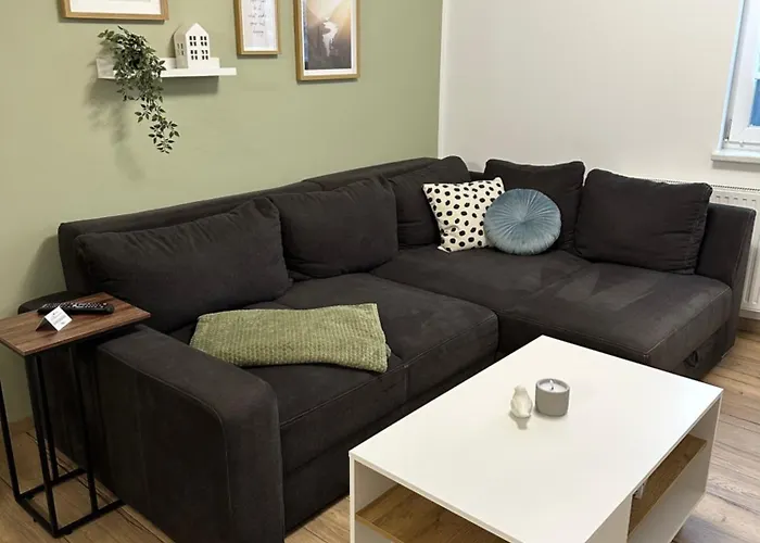 Schwalbennest * Eisfeld